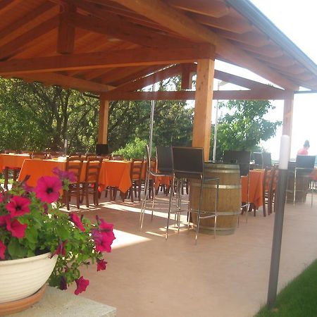 Albergo Del Turista Vernasca المظهر الخارجي الصورة