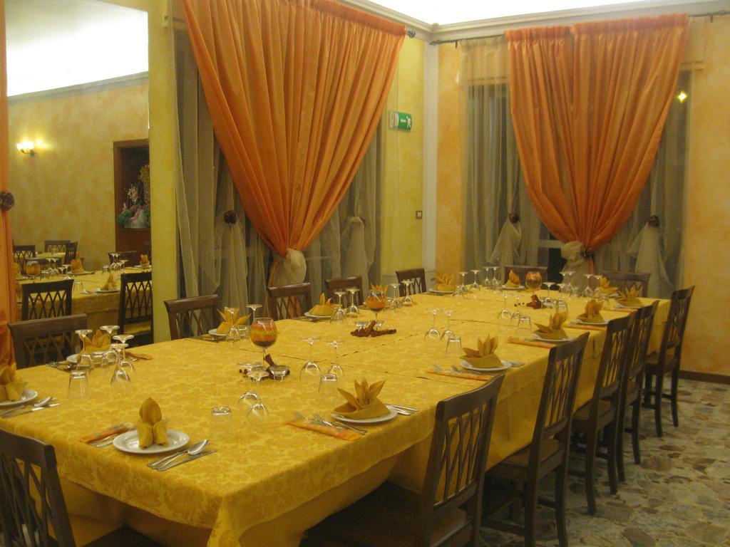 Albergo Del Turista Vernasca المظهر الخارجي الصورة
