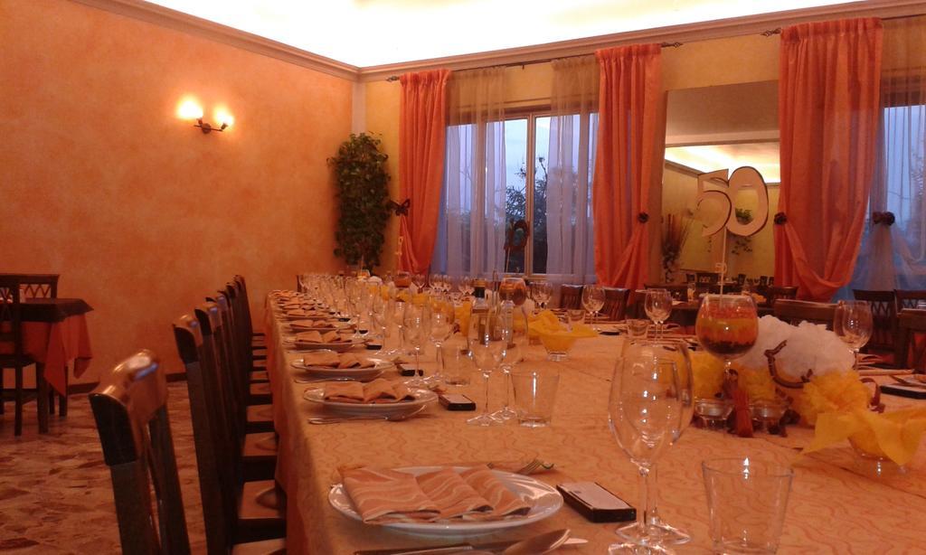 Albergo Del Turista Vernasca المظهر الخارجي الصورة