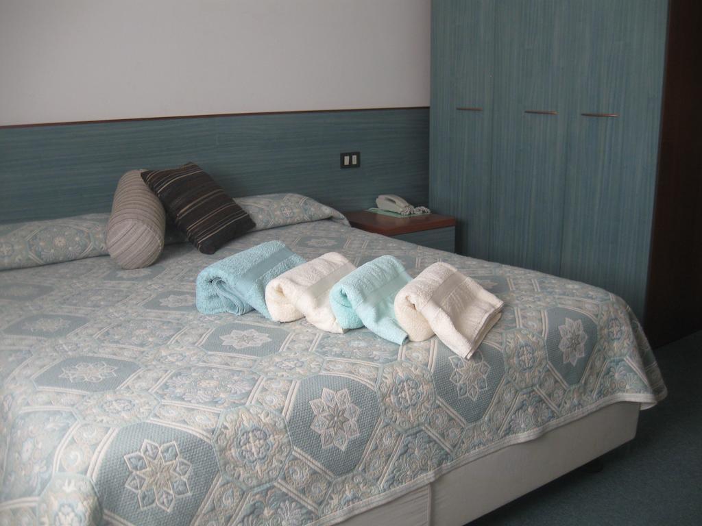 Albergo Del Turista Vernasca الغرفة الصورة